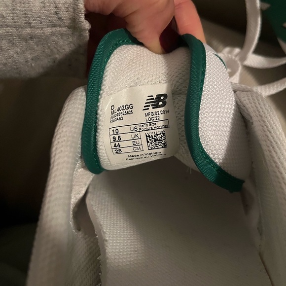 Meet your Posher, Melinna - Picture 3 of 5